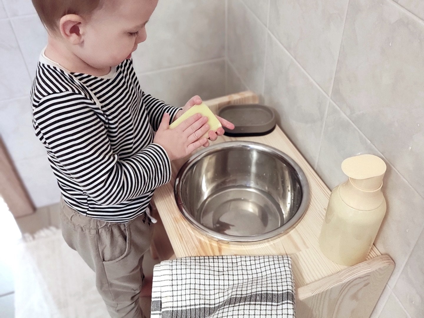 Small Washbasin for kids