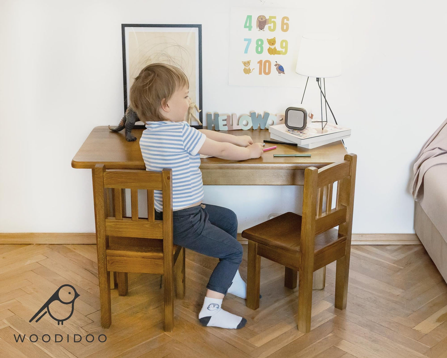Children’s Growing Desk