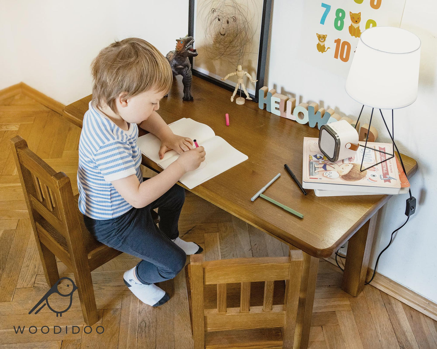 Children’s Growing Desk