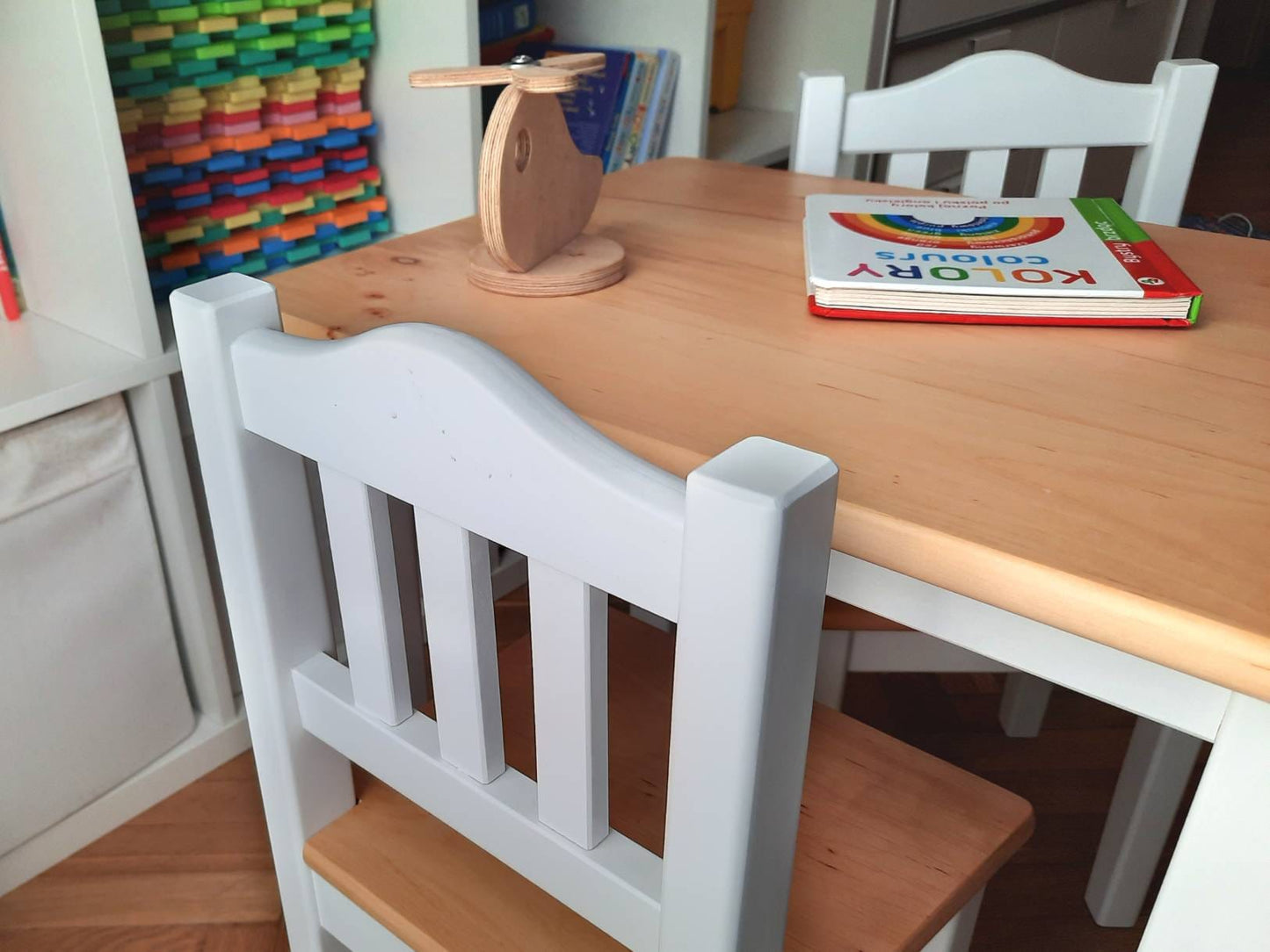 Ractangular table and chair set for child | WHITE & LACQUERED