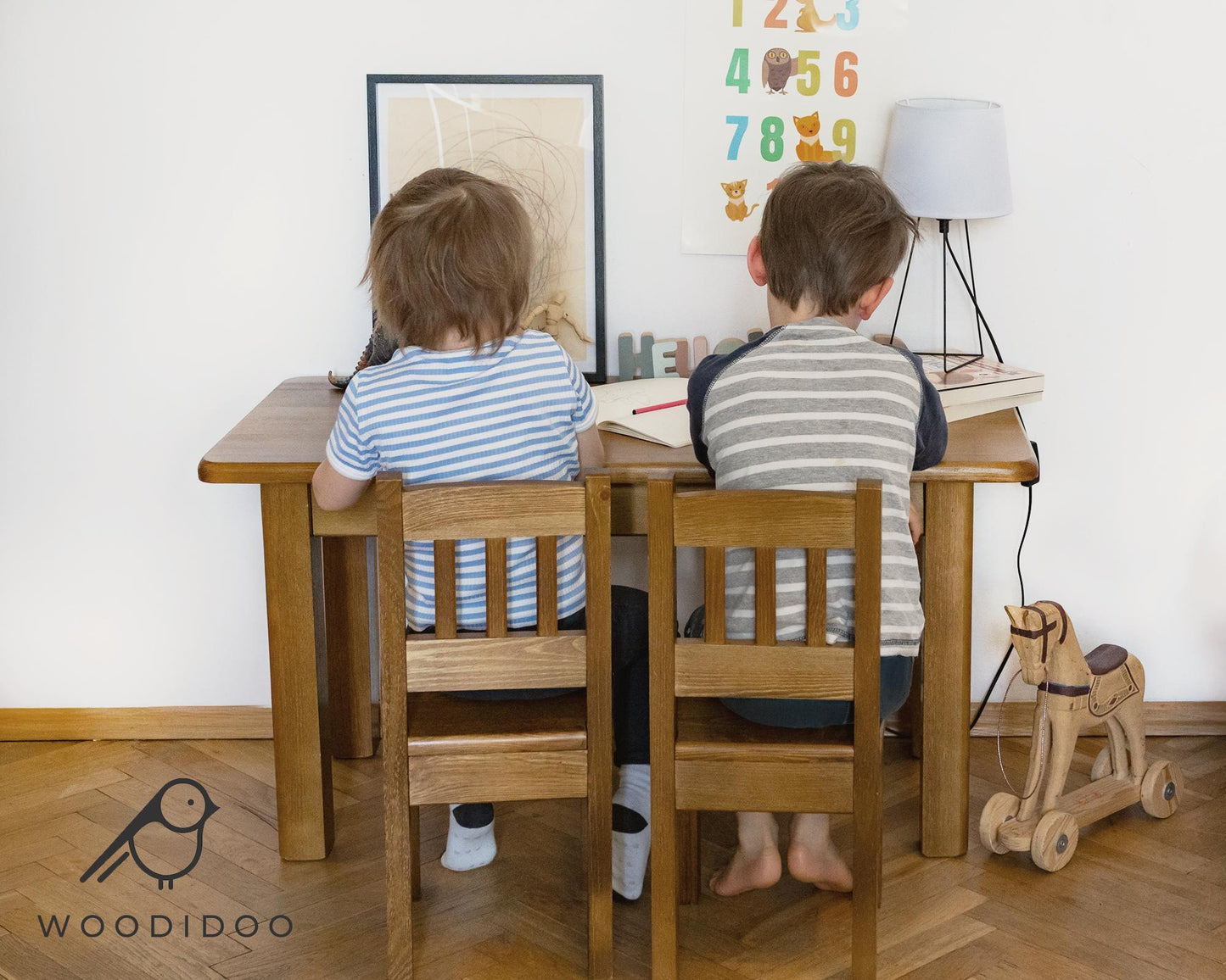 Children’s Growing Desk