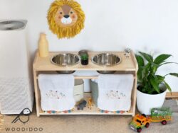 Montessori twin washbasin.